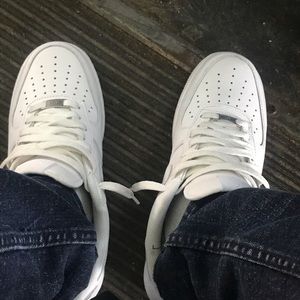 Meet your Posher, Raymond